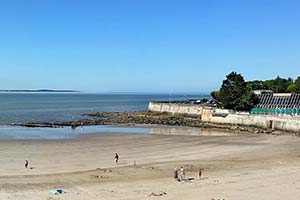 hotel royan face a la plage