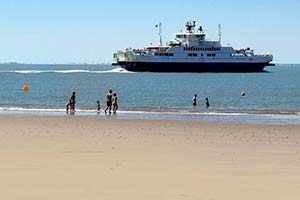 hotel royan face a la plage